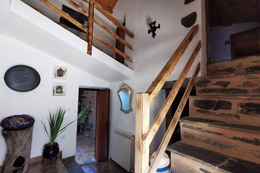 Casa Do Linho 400 Year Old Country Cottage Олейруш Экстерьер фото